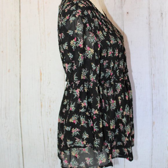 NEW Magnolia Lane Smocked Ruffled Peplum Top - Picture 11 of 16